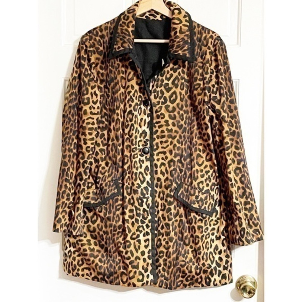 Jones New York Cheetah Black Reversible Coat Sz M